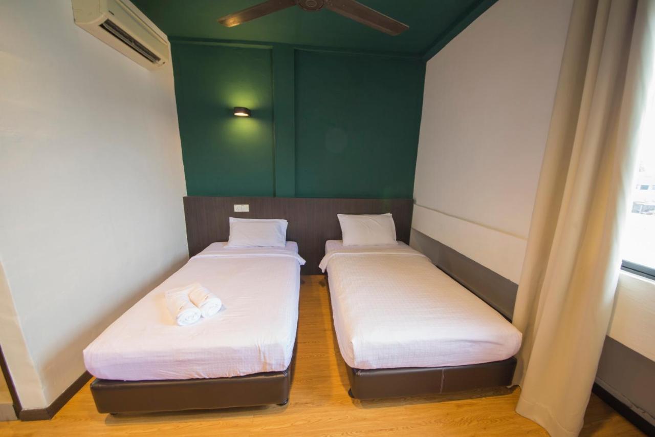 Room V Jalan Jenang By Secoms Batu Pahat Exterior photo
